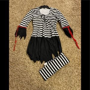 Pirate costume sml/med with striped tights